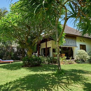 Hotel Villa Adi cazare Amed