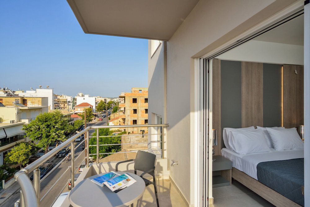 Elia Residences
