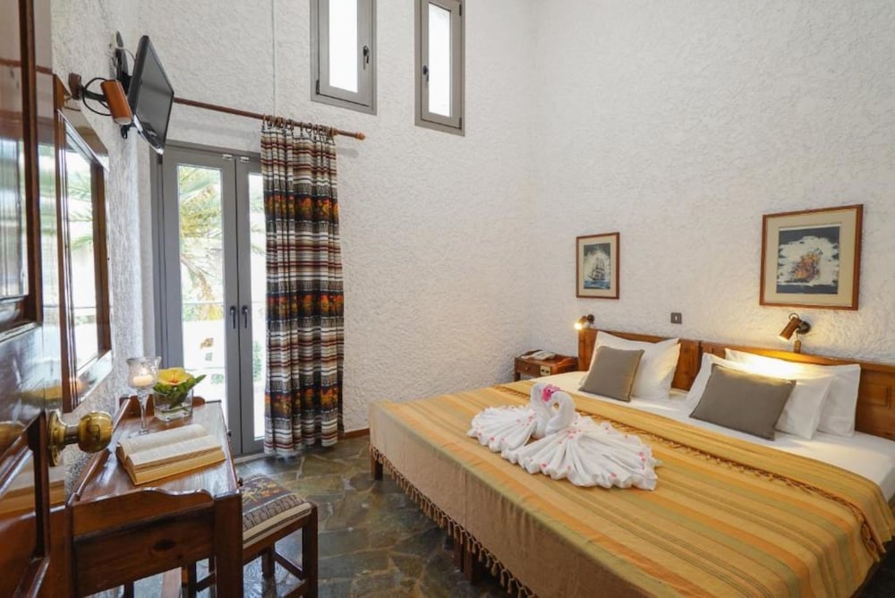 dal travel Flamingos Hotel