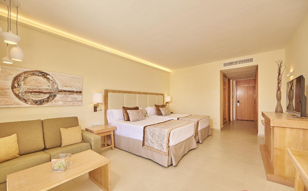 Blau Portopetro Beach Resort And Spa