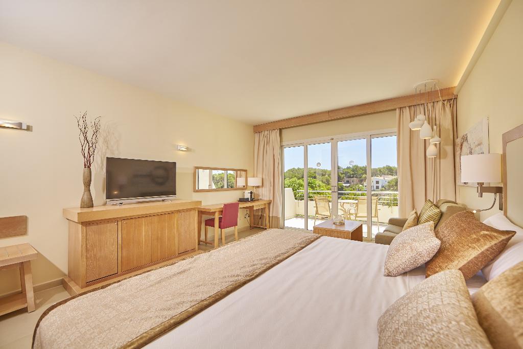 dal travel Blau Portopetro Beach Resort And Spa