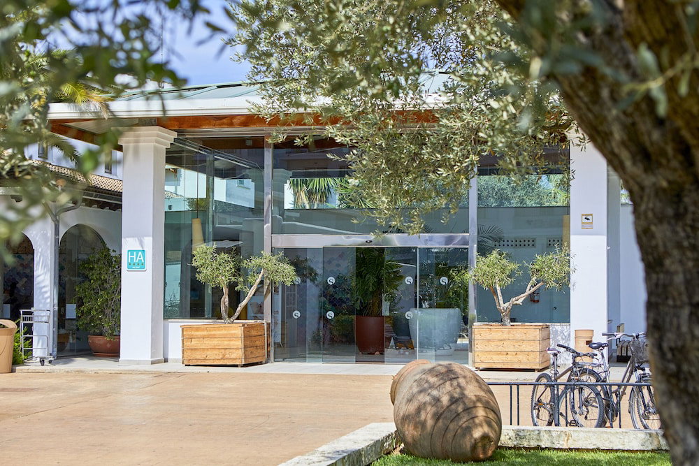 Seaclub Mediterranean Resort