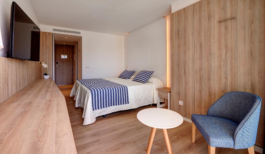 dal travel Hipotels Bahia Cala Millor