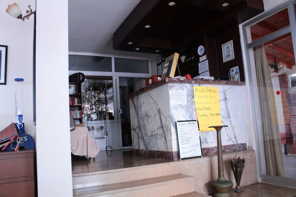 Hotel Mola Hotel