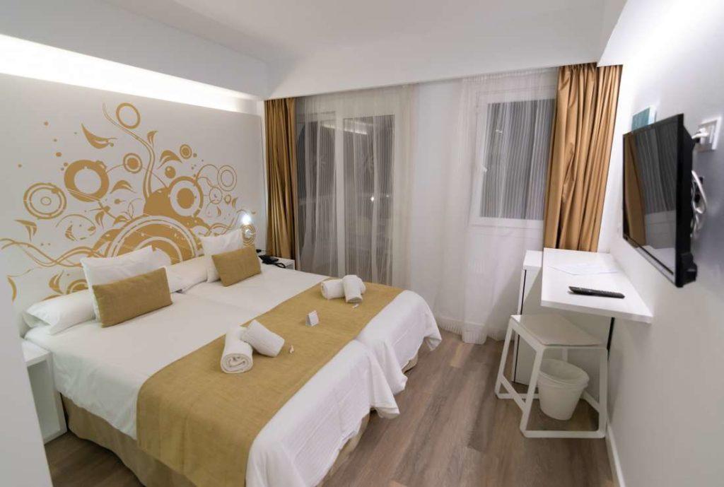 R2 Bahia Cala Ratjada