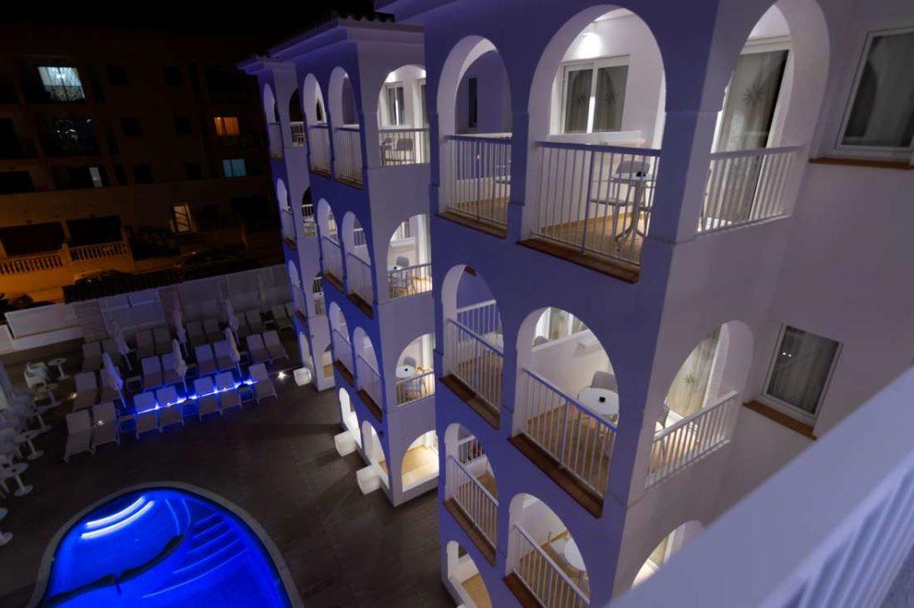 dal travel R2 Bahia Cala Ratjada