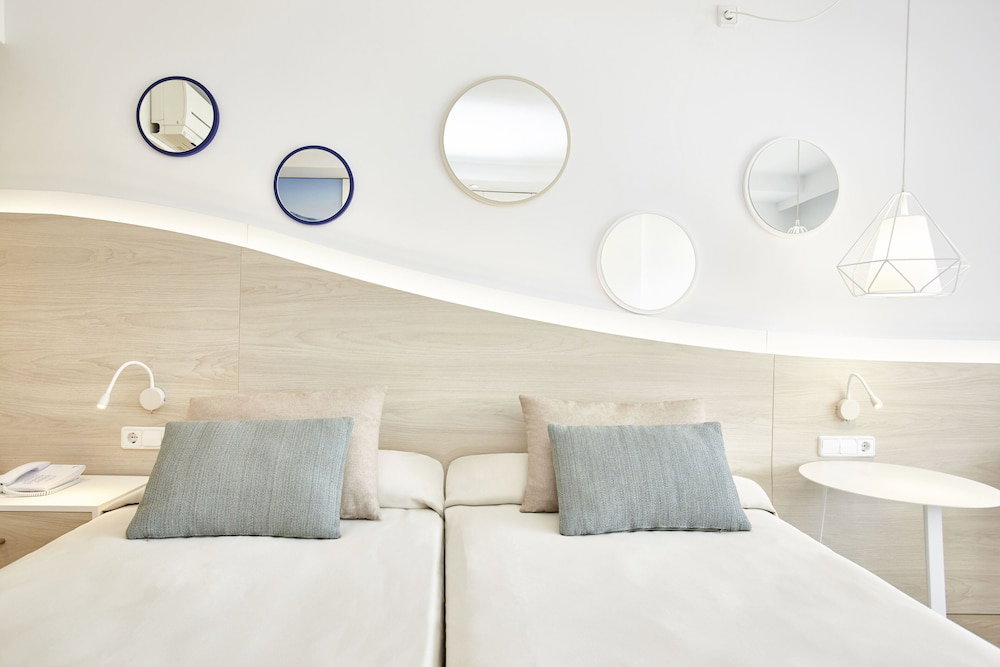 dal travel Universal Don Camilo Villas