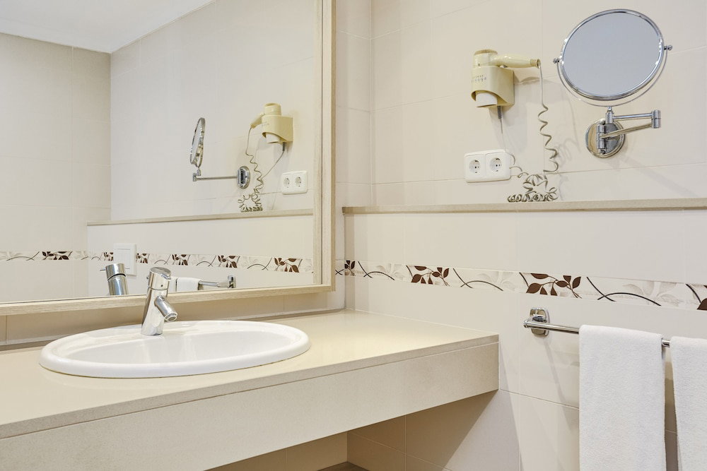 dal travel Universal Don Camilo Villas