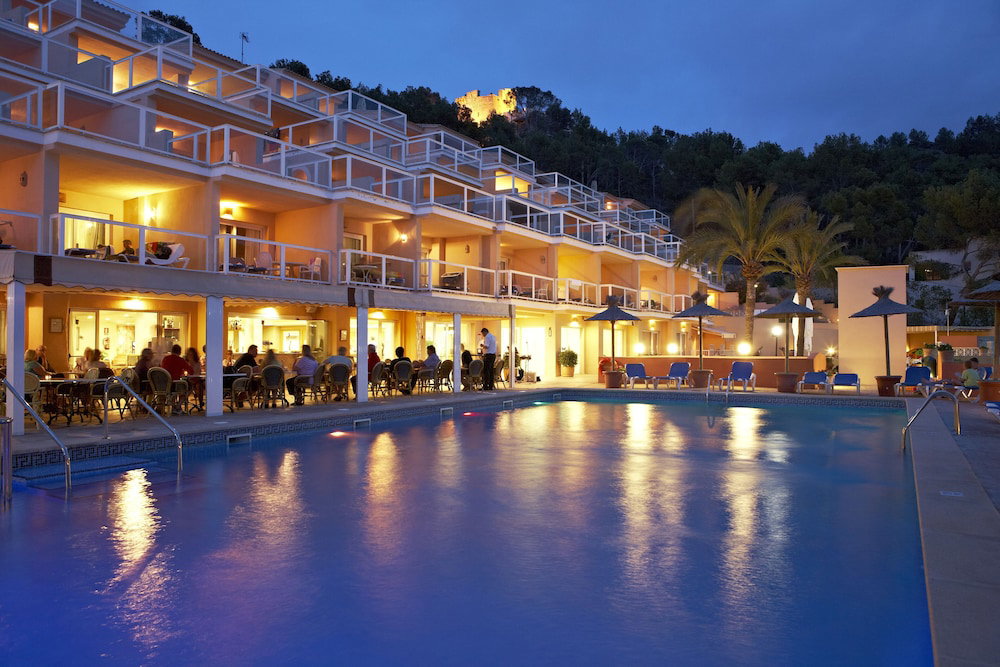 dal travel Universal Don Camilo Villas