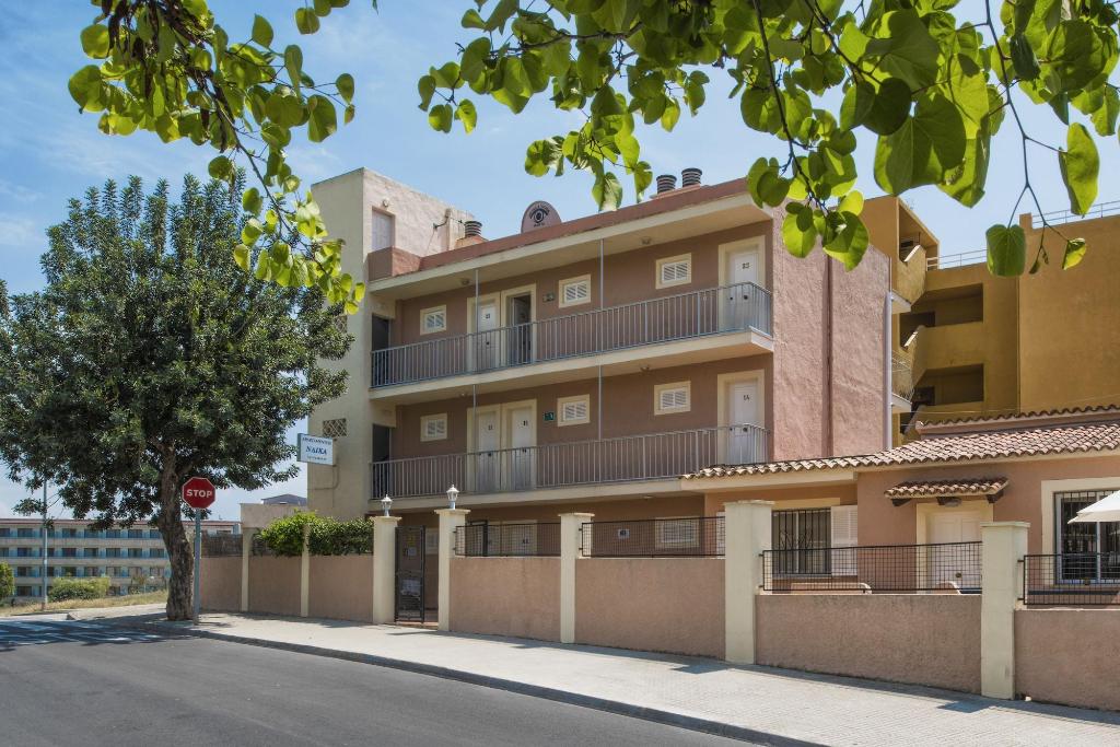 dal travel Naika Studios Apartments
