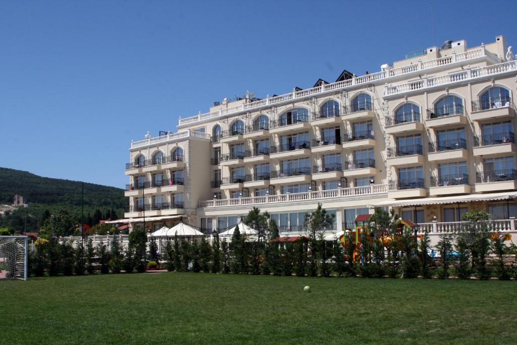 Therma Palace