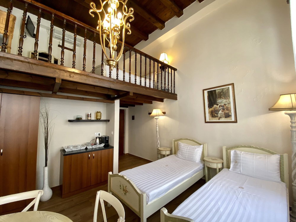 Doge Traditional Hotel - Apartments