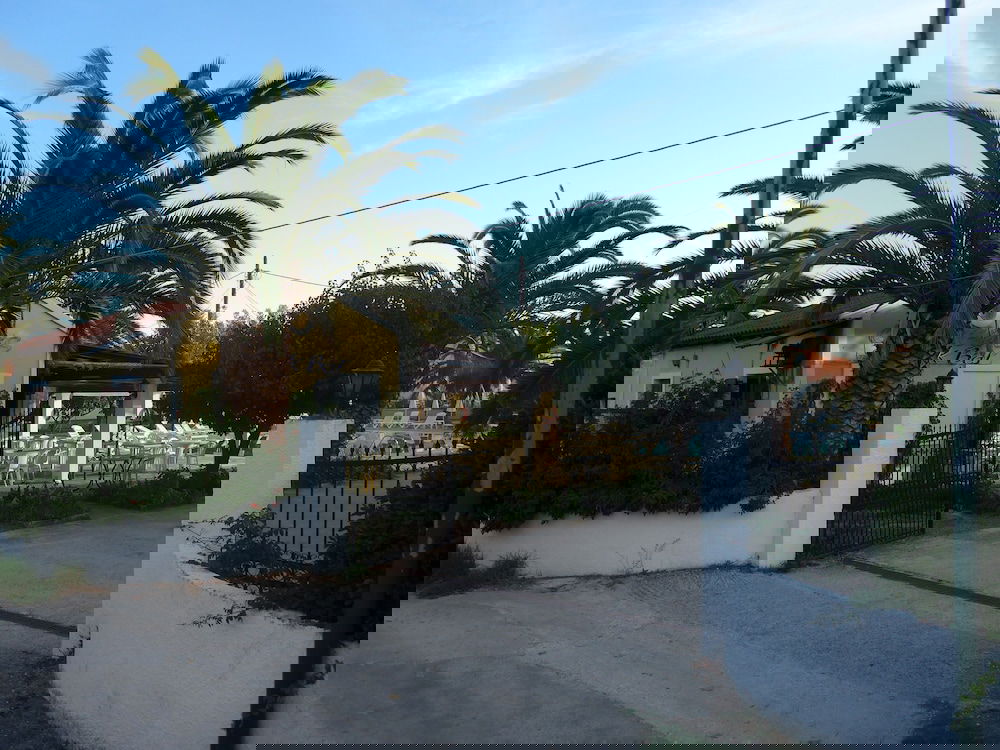 Hotel Tzilios Studios