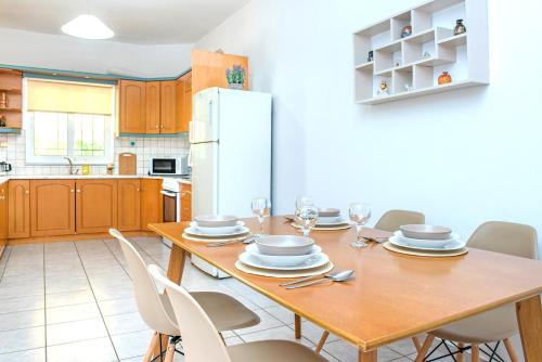 dal travel Aptera Beach Apartment