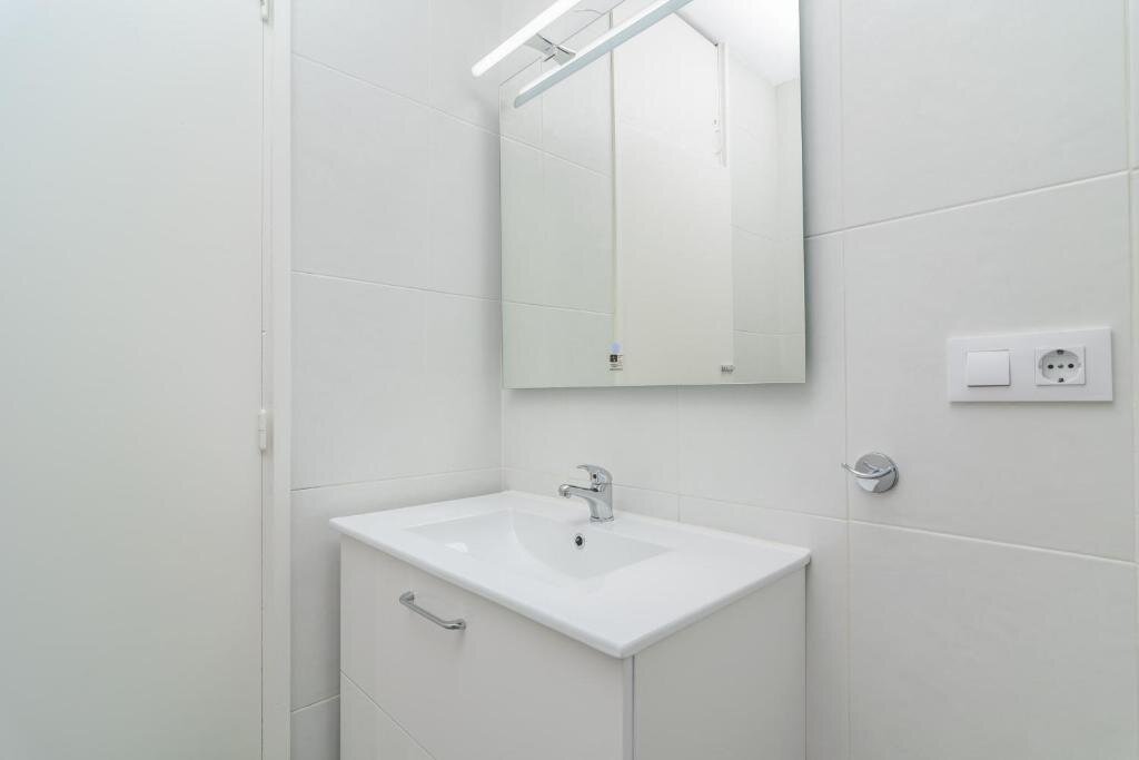 dal travel Ca'n Opus 321