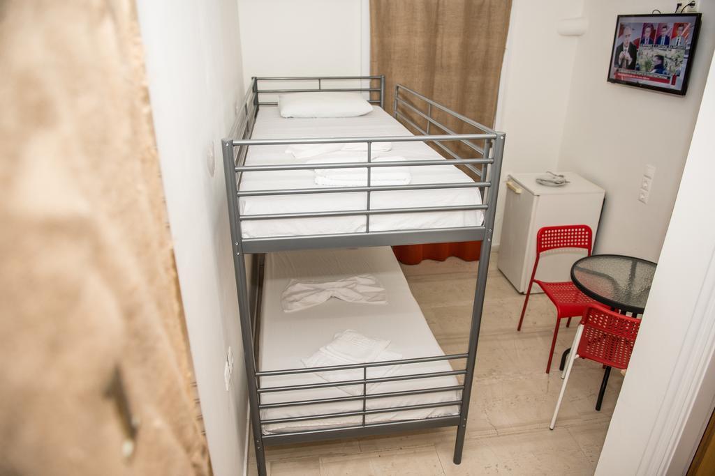 Hotel Summer Bed Nydri