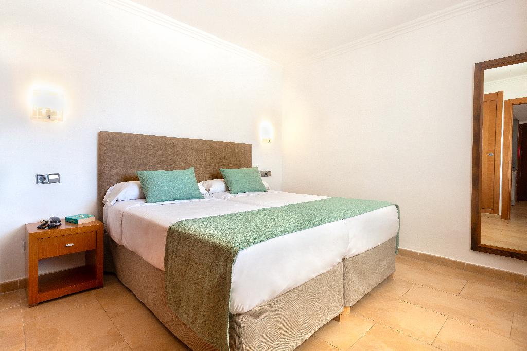 Mar Hotels Ferrera Blanca