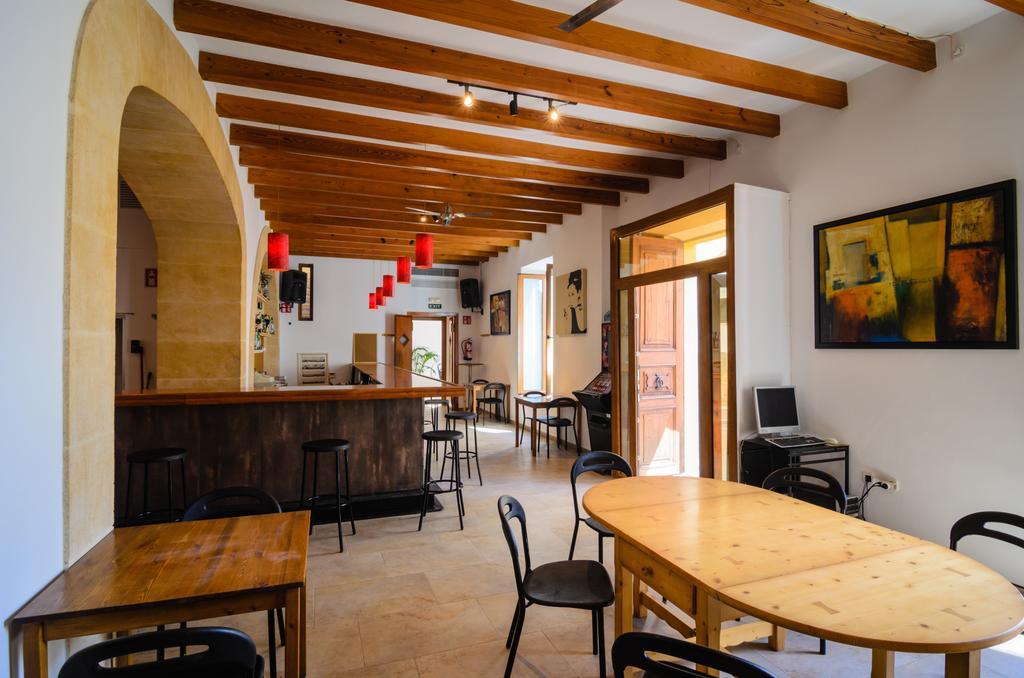 dal travel Embat Alberg Juvenil
