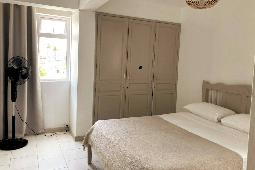 La Peninsule - Town Apartment In Curepipe