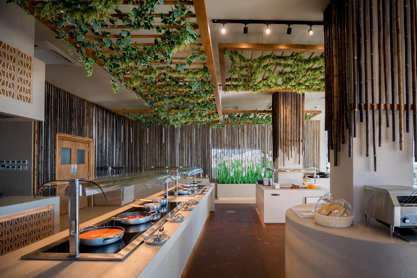 Cavo Zoe Seaside Hotel