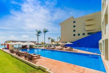 Club Regina Cancun