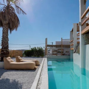 Hotel Sandaya Luxury Suites cazare Paros