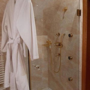 Hotel Le Chateau Des Eglantines cazare Charleroi