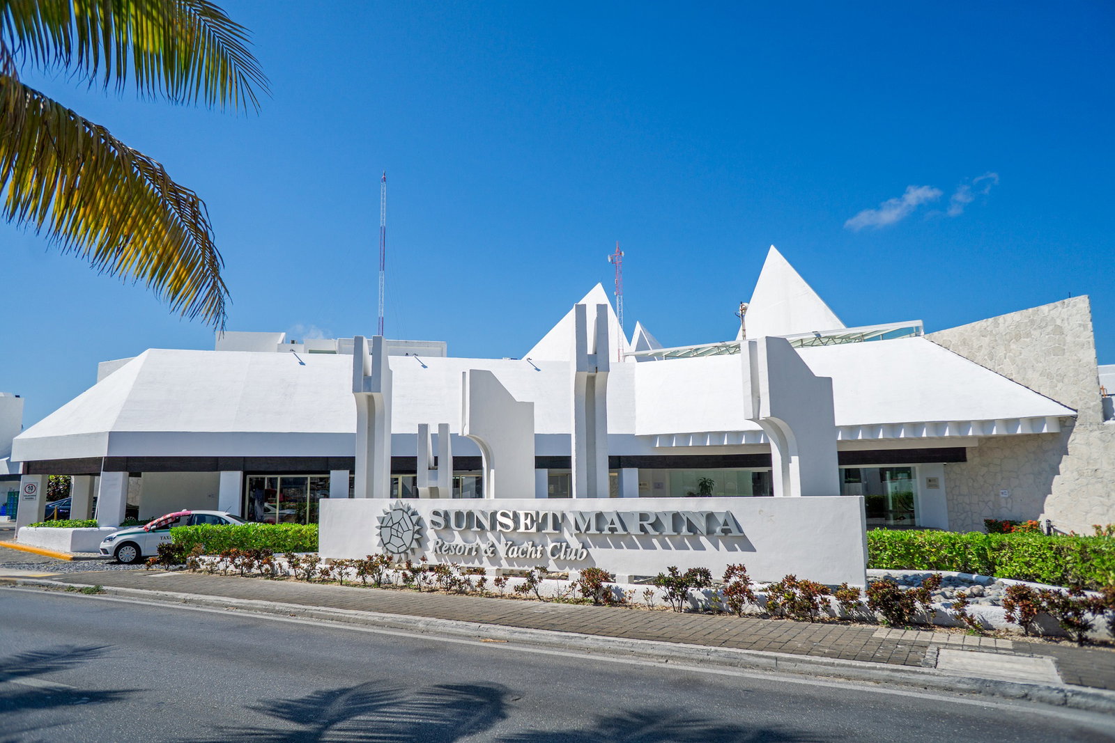 Sunset Marina Resort Yacht Club