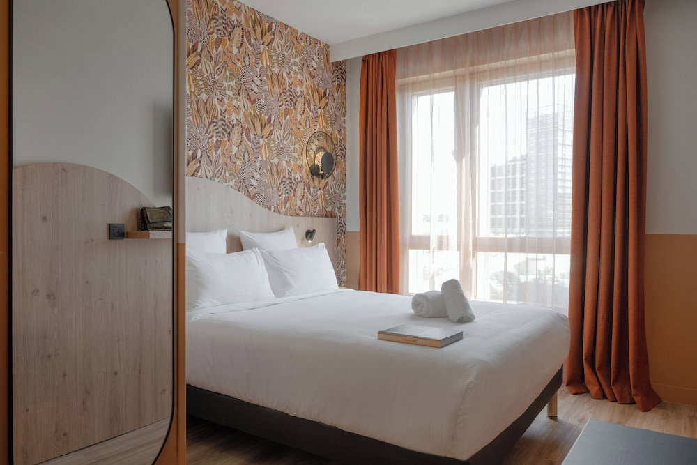 Hotel All Suites Hôtel Paris Pleyel LÎle-Saint-Denis