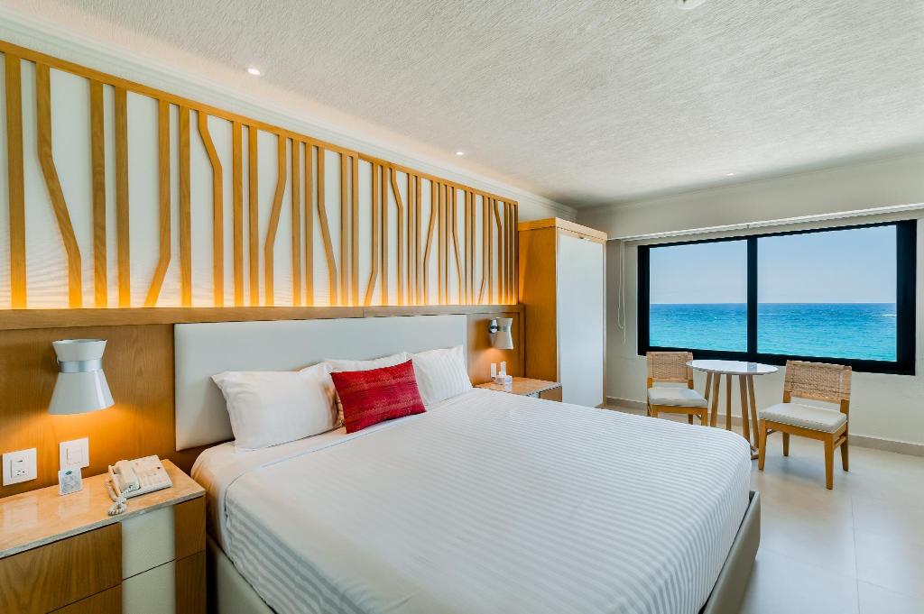 Royal Solaris Cancun Resort All Inclusive
