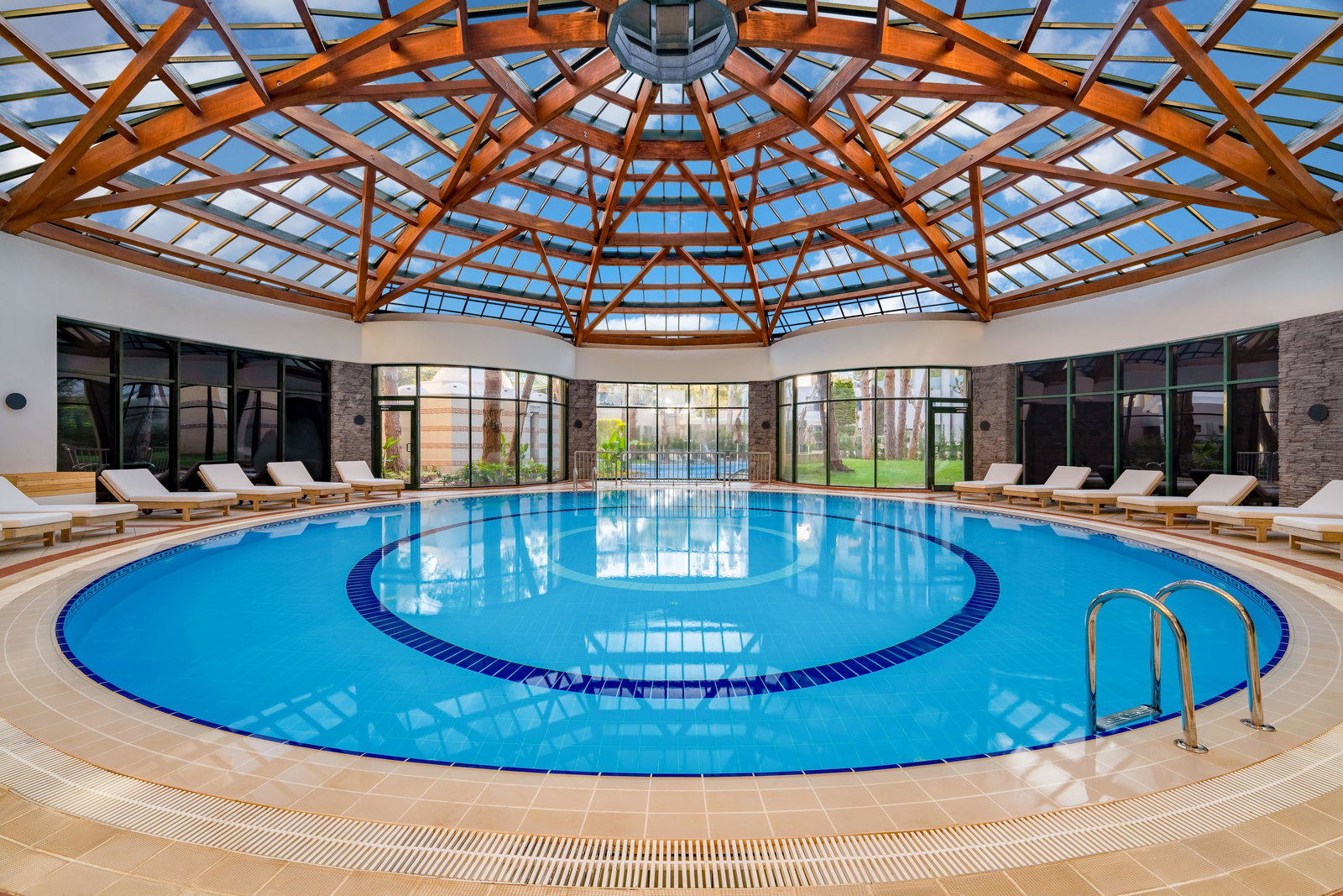 Hotel Rixos Park Belek - The Land Of Legends Access