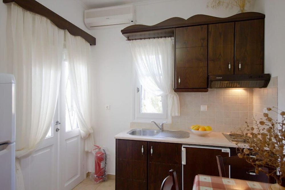 Hotel Nikos Sea View Apts Milos