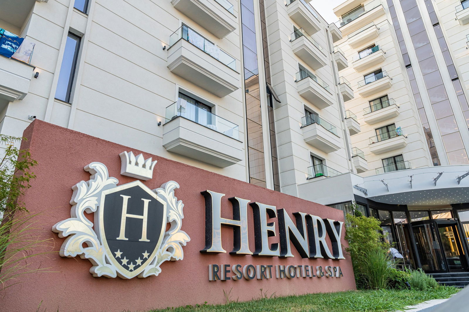 Hotel Henry Resort & Spa