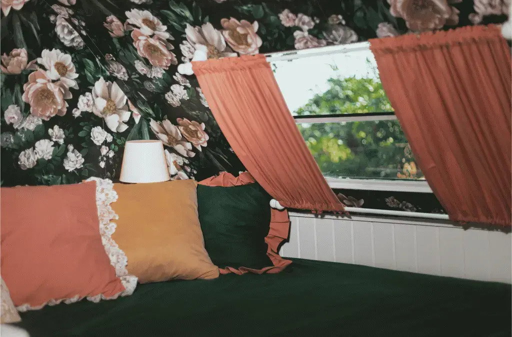 Mona Glamping Caravan Suites