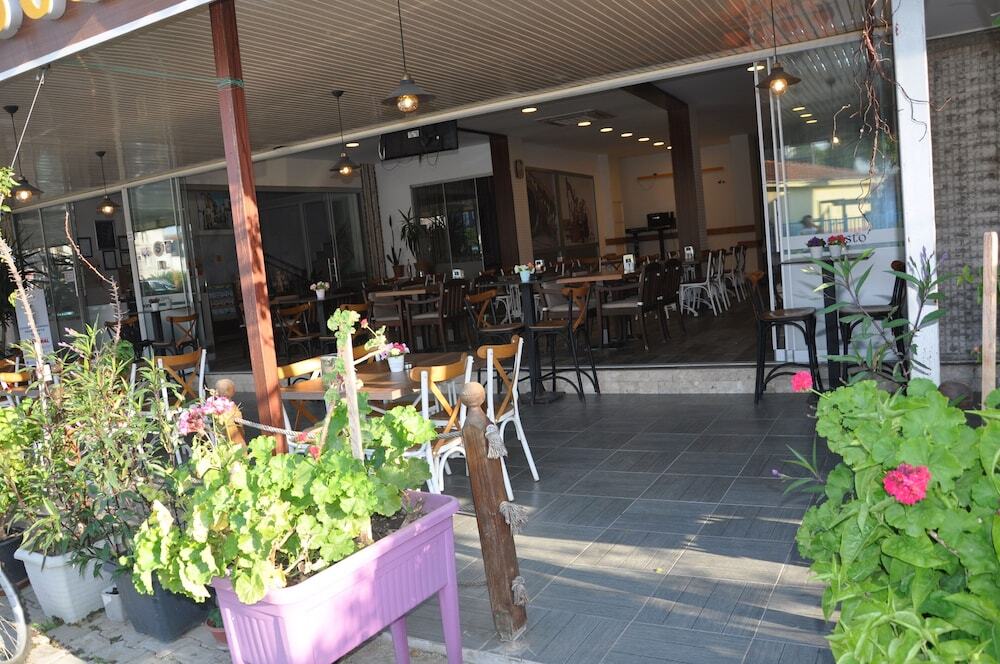Neoss Boutique Hotel