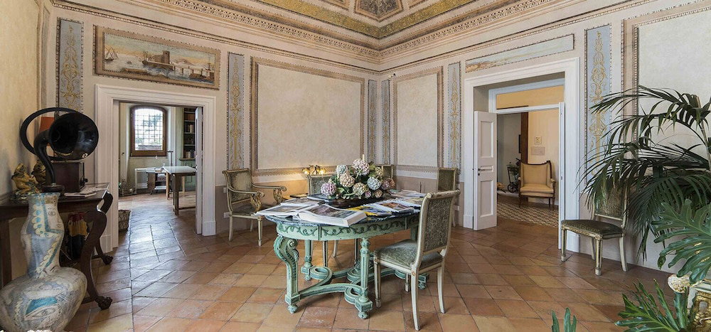 Palazzo Suriano Heritage Hotel