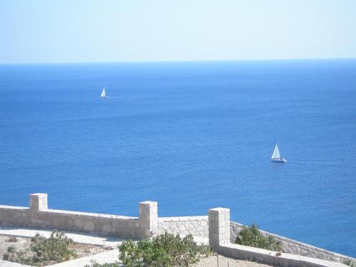 Psaravolada Hotel Milos
