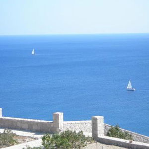 Hotel Psaravolada Milos cazare Milos