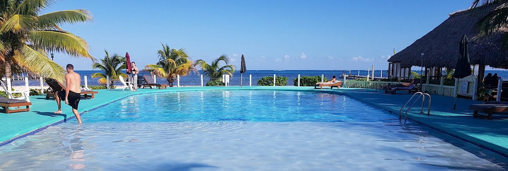 Hotel Royal Caribbean Resort