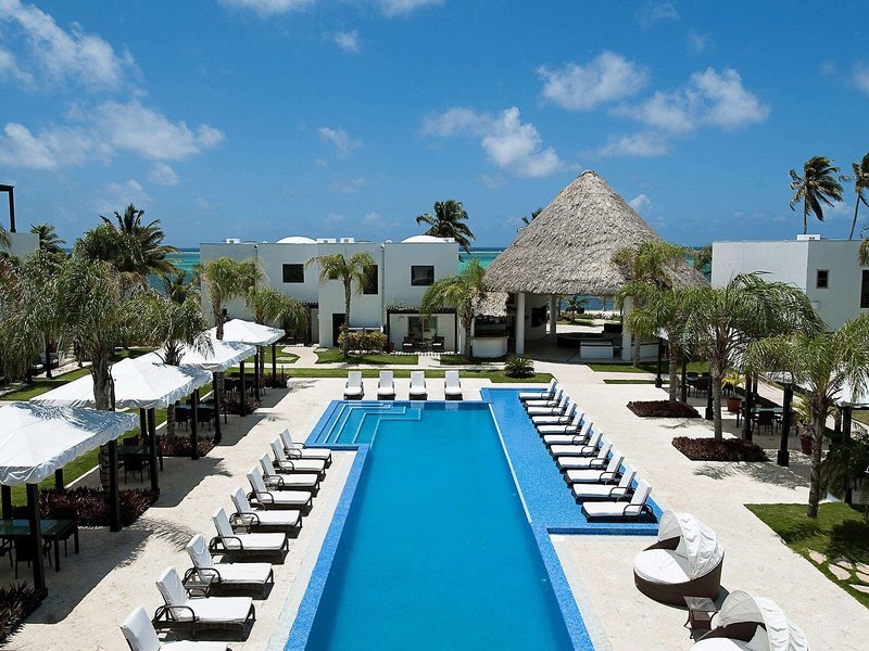 Las Terrazas Resort And Residences