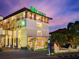 Hotel Ibis Styles Bali Denpasar cazare Denpasar