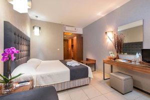 Hotel Hotel Atrium cazare Potos