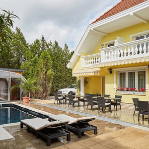 Hotel Gold Haus Panzió cazare Balatonfuered