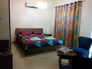 Hotel Lakis Court cazare Larnaca