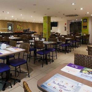 Hotel Transamerica Fit Villa Lobos cazare Sao Paulo