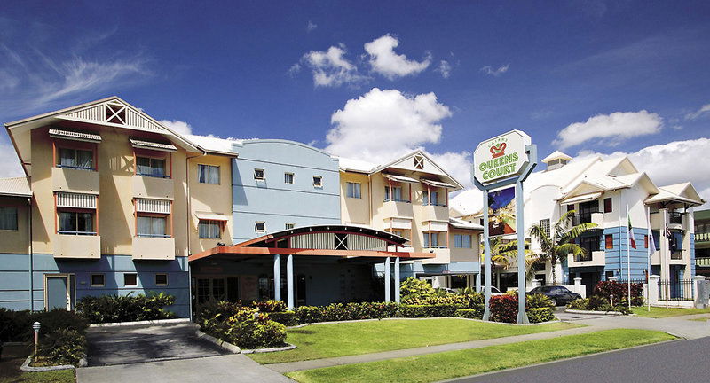 Hotel Cairns Queens Court