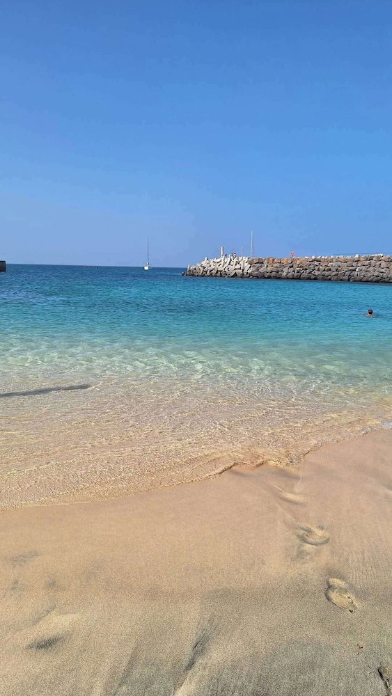 2Bed-Vila-Verde Sal Cape Verde-Balcony-Pool