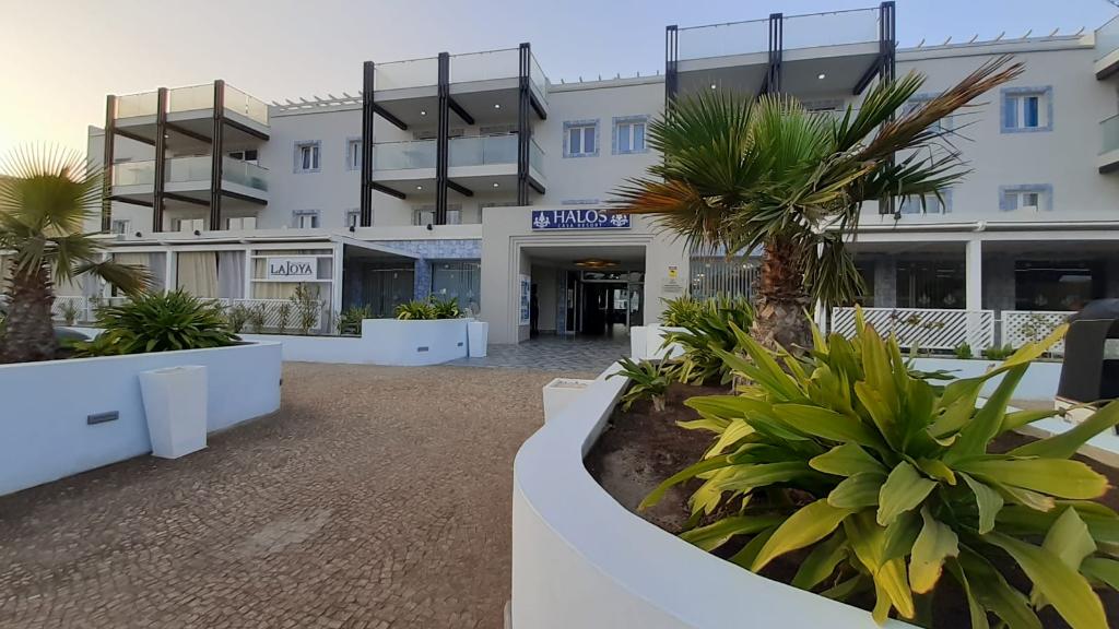 Hotel Halos Casa Resort