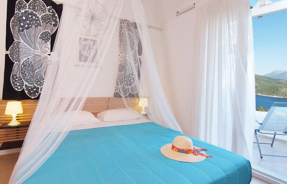 Hotel Petra Mare Village