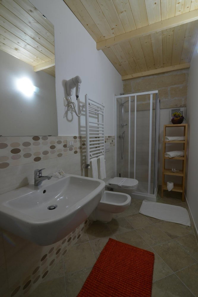 Hotel Il Nespolo Sassi Affittacamere